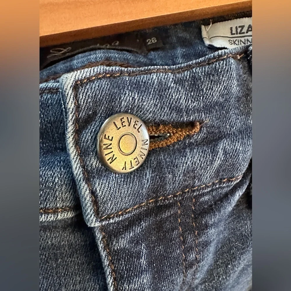 Level 99 Premium Denim Jeans, Size 26 - Picture 7 of 7